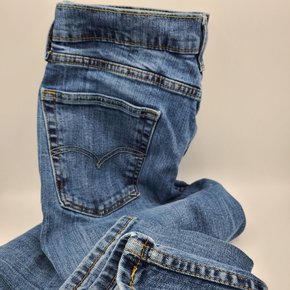 Levi's 514 Jeans / 31x32 / Medium Blue Denim - Picture 3 of 5